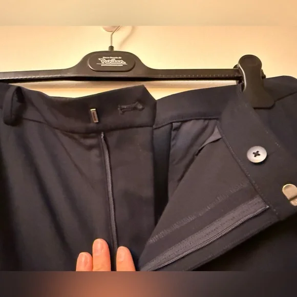 Uniqlo Women’s Smart Ankle Pants with 2-Way Stretch | Black | Size XL - Picture 3 of 6